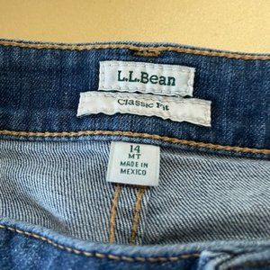 L.L. Bean, Classic Fit, Women's Jeans, Straight Leg, Size 14MT, Medium wash